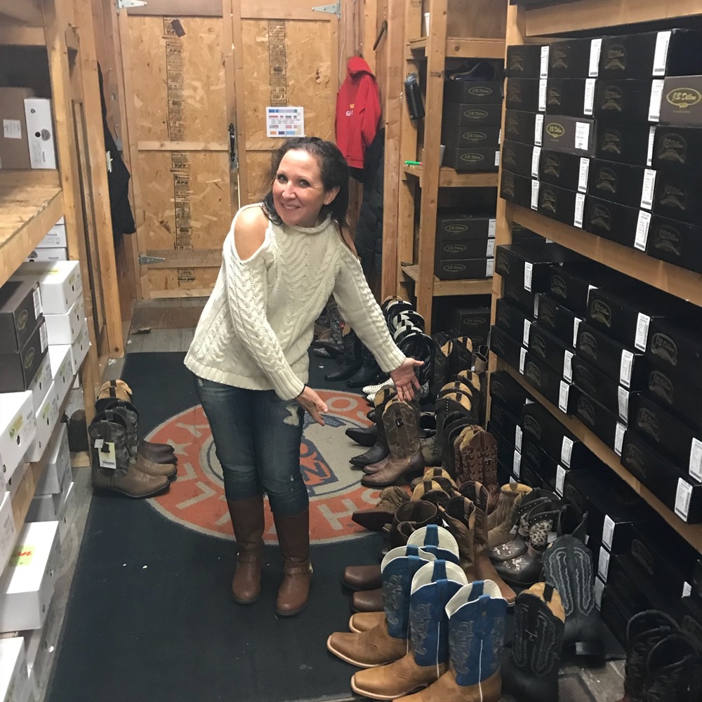 Meet your Posher, Andrea